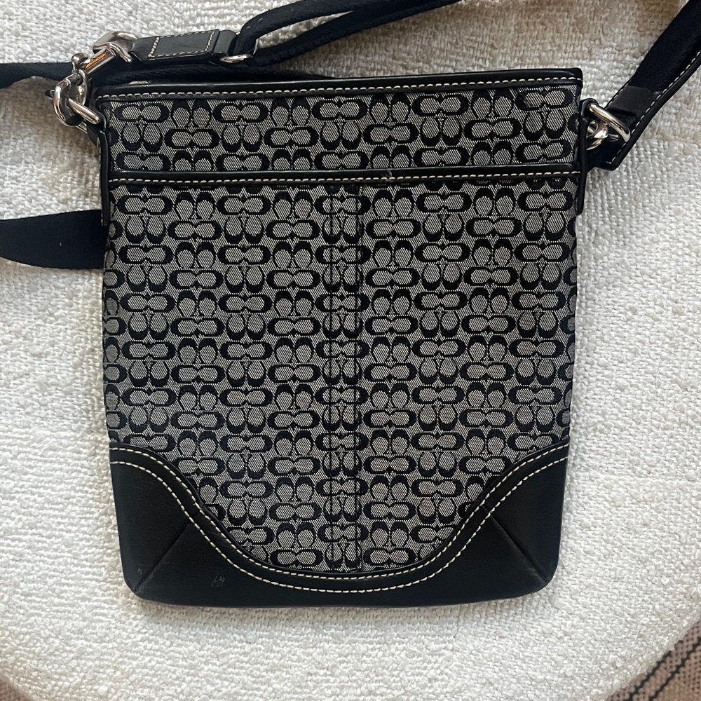 Stylish Classic Coach Black and Gray Crossbody Bag
